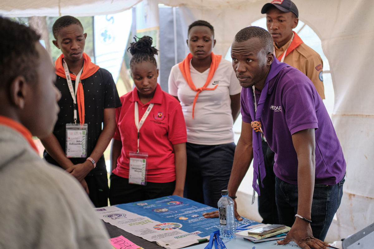 Onsite activities with various partners at the 1st Africa Rover Moot.
