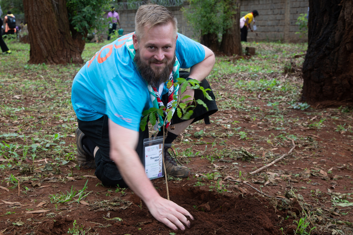 Offsite activities like tree-planting, a visit to Bomas and lots of dancing during the 1st Africa Rover Moot.