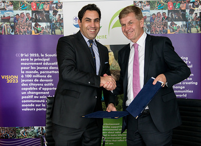 The Secretary-General of World Scouting, Ahmad Alhendawi, and the Executive Director of UN Environment, Erik Solheim, signed the Memorandum of Understanding on further collaboration on the sidelines of the 9th session of the World Urban Forum in Kuala Lumpur.